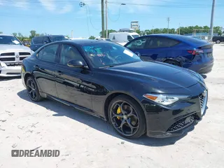 2017 Alfa Romeo Giulia Ti with VIN ZARFAEEN5H7545113, listed as a IAAI auction lot 41919103 with 62,182 mi miles. Bid and sale history available at carsss.com. Image 1.