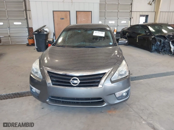 2015 Nissan Altima 2.5 with VIN 1N4AL3AP5FC256379, listed as a IAAI auction lot 41764300 with 144,339 mi miles. Bid and sale history available at carsss.com. Image 12.