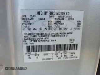 2009 Ford F-150 XL с VIN 1FTRF14W49KB73189, выставлен на аукционе Copart как лот 83101434 с пробегом 159 639 миль миль и Списание • Salvage title. История ставок и продаж доступна на DreamBid. Изображение 12.