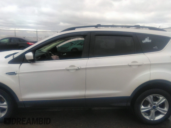 2013 Ford Escape SE с VIN 1FMCU0GX0DUD65650, выставлен на аукционе IAAI как лот 40909432 с пробегом 174 136 миль миль и . История ставок и продаж доступна на DreamBid. Изображение 14.