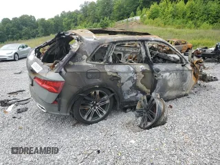 2020 Audi SQ5 Premium Plus with VIN WA1B4AFY2L2084681, listed as a Copart auction lot 63660884 with Not Provided miles and Salvage Title. Bid and sale history available at DreamBid. Image 3.