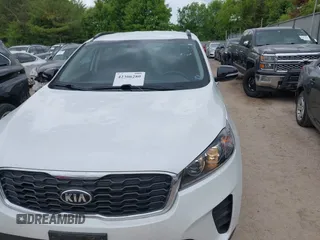 2019 Kia Sorento LX z VIN 5XYPGDA53KG583933, wystawiony jako IAAI lot #42306280 z przebiegiem 48 662 mil mil oraz . Historia ofert i sprzedaży dostępna na DreamBid. Obrazek 18.