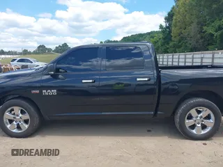 2018 Ram 1500 Big Horn with VIN 1C6RR7LT3JS349016, listed as a IAAI auction lot 39757175 with 91,710 mi miles. Bid and sale history available at carsss.com. Image 14.
