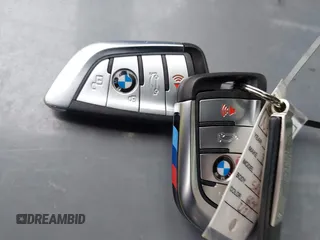 2022 BMW X6 xDrive40i z VIN 5UXCY6C08N9N30013, wystawiony jako IAAI lot #41772245 z przebiegiem 23 198 mil mil oraz . Historia ofert i sprzedaży dostępna na DreamBid. Obrazek 11.