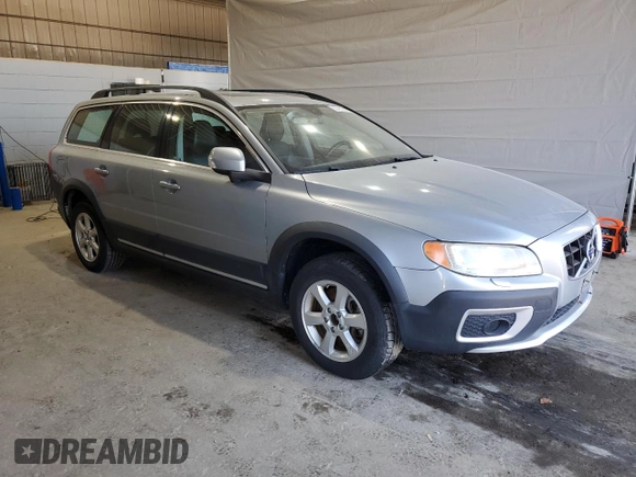 2010 Volvo XC70 3.2L z VIN YV4960BZ8A1076639, wystawiony jako Copart lot #53463035 z przebiegiem 51 812 mil mil oraz Szkoda całkowita • Salvage title. Historia ofert i sprzedaży dostępna na DreamBid. Obrazek 4.