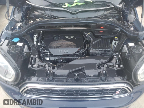 2018 MINI Countryman Cooper S with VIN WMZYT3C37J3E93910, listed as a Copart auction lot 74038734 with 0 mi miles and Salvage Title. Bid and sale history available at carsss.com. Image 12.