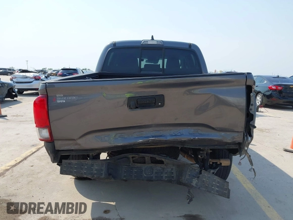 2021 Toyota Tacoma SR z VIN 5TFAX5GN8MX192277, wystawiony jako IAAI lot #42277081 z przebiegiem 66 322 mil mil oraz . Historia ofert i sprzedaży dostępna na DreamBid. Obrazek 17.