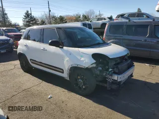 2017 FIAT 500L Trekking z VIN ZFBCFADH5HZ040117, wystawiony jako Copart lot #82126574 z przebiegiem 80 025 mil mil oraz Szkody całkowita. Historia ofert i sprzedaży dostępna na DreamBid. Obrazek 4.