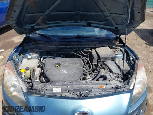 2010 Mazda 3 i SV with VIN JM1BL1SF2A1122197, listed as a IAAI auction lot 41887777 with 58,936 mi miles and . Bid and sale history available at DreamBid. Image 10.