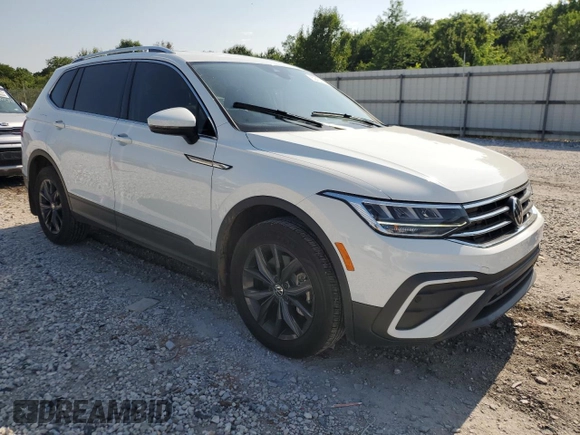 2024 Volkswagen Tiguan SE with VIN 3VV3B7AX8RM067341, listed as a Copart auction lot 59422165 with 12,464 mi miles and Salvage title. Bid and sale history available at DreamBid. Image 4.