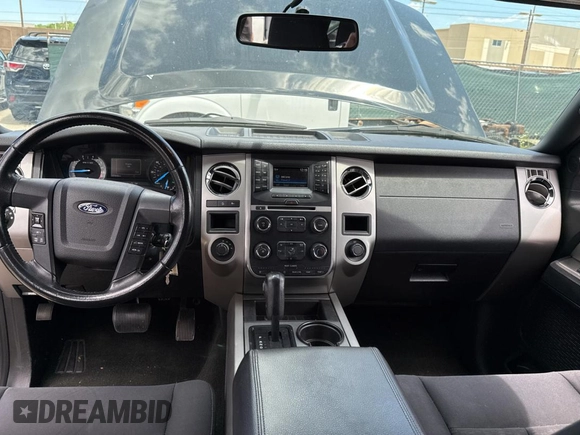 2016 Ford Expedition Max XLT z VIN 1FMJK1JT2GEF43405, wystawiony jako Copart lot #58369175 z przebiegiem 107 658 mil mil oraz Czysty tytuł • Clean title. Historia ofert i sprzedaży dostępna na DreamBid. Obrazek 9.