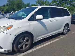 2011 Toyota Sienna LE AAS с VIN 5TDKK3DC7BS035000, выставлен на аукционе IAAI как лот 42571776 с пробегом 75 928 миль миль и . История ставок и продаж доступна на DreamBid. Изображение 6.