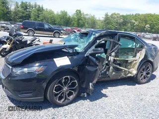 2016 Ford Taurus SHO z VIN 1FAHP2KT2GG116535, wystawiony jako IAAI lot #42359393 z przebiegiem 116 550 mil mil oraz . Historia ofert i sprzedaży dostępna na DreamBid. Obrazek 6.