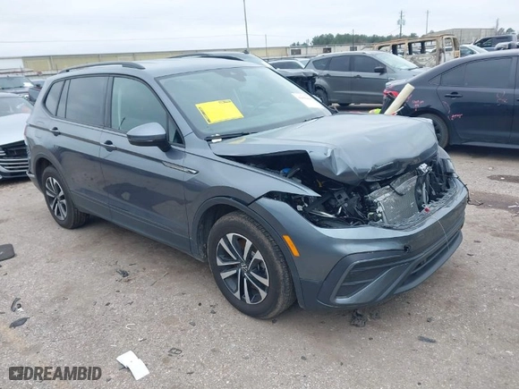 2024 Volkswagen Tiguan S with VIN 3VVRB7AX2RM020784, listed as a IAAI auction lot 41606444 with 16,051 mi miles. Bid and sale history available at carsss.com. Image 1.
