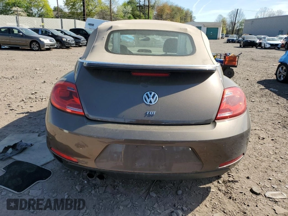 2014 Volkswagen Beetle 2.0L TDI с VIN 3VW6L7ATXEM809087, выставлен на аукционе Copart как лот 53710365 с пробегом Не указан миль и Списание • Salvage title. История ставок и продаж доступна на DreamBid. Изображение 6.