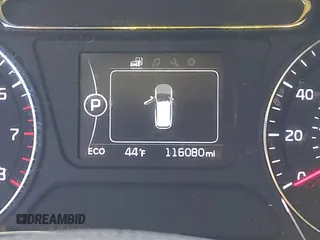 2018 Kia Sorento LX z VIN 5XYPG4A39JG385905, wystawiony jako IAAI lot #40936433 z przebiegiem 116 080 mil mil oraz . Historia ofert i sprzedaży dostępna na DreamBid. Obrazek 15.