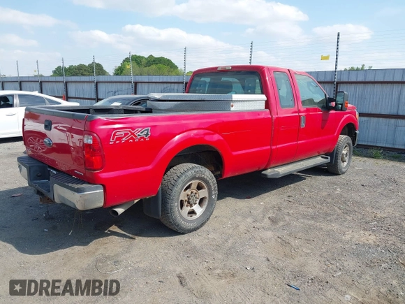 2012 Ford F-250 XL z VIN 1FT7X2B64CED14314, wystawiony jako IAAI lot #42059427 z przebiegiem 126 231 mil mil oraz . Historia ofert i sprzedaży dostępna na DreamBid. Obrazek 4.