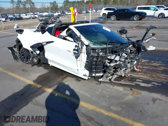 2022 Chevrolet Corvette 2LT z VIN 1G1YB2D44N5110042, wystawiony jako IAAI lot #41362243 z przebiegiem 10 010 mil mil oraz . Historia ofert i sprzedaży dostępna na DreamBid. Obrazek 1.
