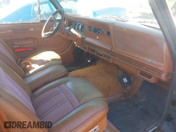 1983 Jeep Grand Wagoneer с VIN 1JCNJ15N5DT008983, выставлен на аукционе IAAI как лот 41864990 с пробегом 104 187 миль миль и . История ставок и продаж доступна на DreamBid. Изображение 5.