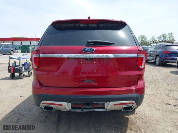2016 Ford Explorer Platinum with VIN 1FM5K8HT5GGD22093, listed as a IAAI auction lot 42081561 with 100,645 mi miles. Bid and sale history available at carsss.com. Image 16.