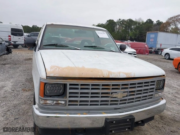 1993 Chevrolet C/K 1500 with VIN 1GCEK14Z5PE165151, listed as a IAAI auction lot 41945399 with 155,800 mi miles. Bid and sale history available at carsss.com. Image 6.