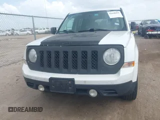 2016 Jeep Patriot Latitude with VIN 1C4NJPFB3GD583834, listed as a IAAI auction lot 42648455 with 118,083 mi miles and . Bid and sale history available at DreamBid. Image 12.