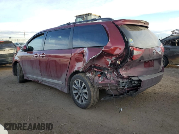 2020 Toyota Sienna XLE with VIN 5TDDZ3DC2LS243324, listed as a Copart auction lot 46673525 with 88,551 mi miles and Salvage Title. Bid and sale history available at carsss.com. Image 2.