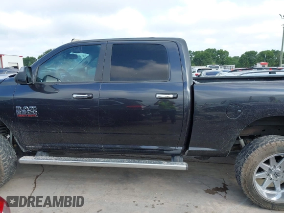 2016 Ram 2500 SLT with VIN 3C6UR5DL6GG113215, listed as a IAAI auction lot 42211606 with 182,680 mi miles. Bid and sale history available at carsss.com. Image 14.