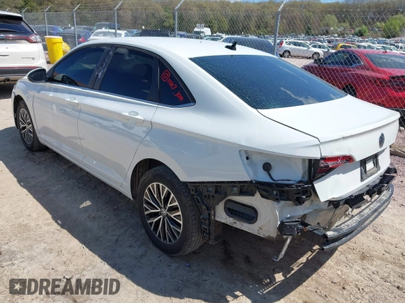2021 Volkswagen Jetta S z VIN 3VWC57BU6MM045659, wystawiony jako IAAI lot #42201090 z przebiegiem 66 937 mil mil oraz . Historia ofert i sprzedaży dostępna na DreamBid. Obrazek 3.