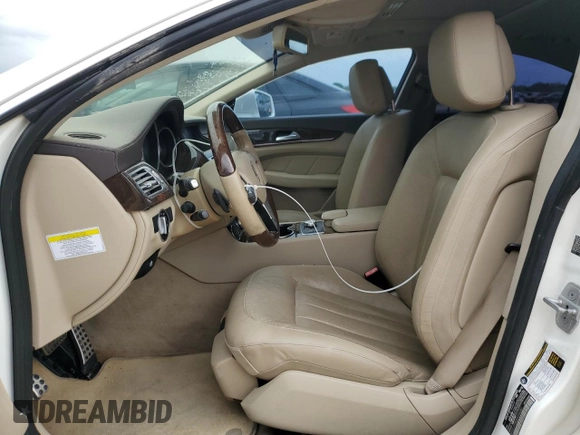 2014 Mercedes-Benz CLS 550 with VIN WDDLJ7DB5EA096052, listed as a Copart auction lot 53085535 with 140,000 mi miles and Salvage title. Bid and sale history available at DreamBid. Image 7.