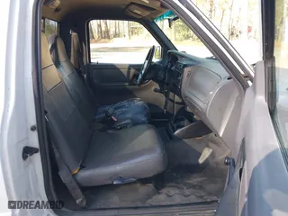 2002 Ford Ranger XL with VIN 1FTYR10D92TA63357, listed as a IAAI auction lot 41776435 with 201,380 mi miles. Bid and sale history available at carsss.com. Image 5.