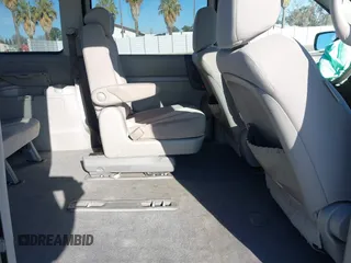 2009 Kia Sedona LX with VIN KNDMB233696303422, listed as a IAAI auction lot 41685934 with 148,746 mi miles. Bid and sale history available at carsss.com. Image 8.
