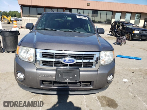 2012 Ford Escape XLT с VIN 1FMCU9DGXCKB64552, выставлен на аукционе Copart как лот 67058514 с пробегом 106 523 миль миль и На запчасти • Non repairable. История ставок и продаж доступна на DreamBid. Изображение 5.