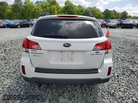 2013 Subaru Outback Premium z VIN 4S4BRCCC3D3303408, wystawiony jako Copart lot #54954385 z przebiegiem 135 960 mil mil oraz Szkoda całkowita • Salvage title. Historia ofert i sprzedaży dostępna na DreamBid. Obrazek 6.