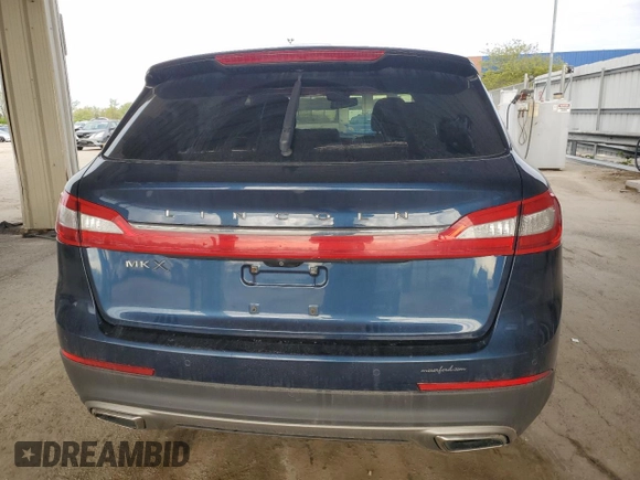 2017 Lincoln MKX Premiere with VIN 2LMPJ6JR5HBL21862, listed as a Copart auction lot 54555785 with 111,055 mi miles and Salvage title. Bid and sale history available at DreamBid. Image 6.