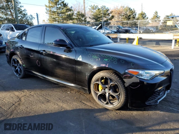 2019 Alfa Romeo Giulia Ti z VIN ZARFANBN0K7602653, wystawiony jako Copart lot #86393384 z przebiegiem 45 974 mil mil oraz Czysty tytuł • Clean title. Historia ofert i sprzedaży dostępna na DreamBid. Obrazek 4.