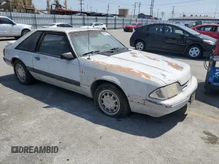 1988 Ford Mustang with VIN 1FABP41A6JF284130, listed as a Copart auction lot 60257045 with 38,867 mi miles and Clean title. Bid and sale history available at DreamBid. Image 4.