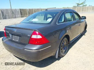 2007 Ford Five Hundred SEL z VIN 1FAHP27197G132805, wystawiony jako IAAI lot #42140296 z przebiegiem 178 724 mil mil oraz . Historia ofert i sprzedaży dostępna na DreamBid. Obrazek 4.