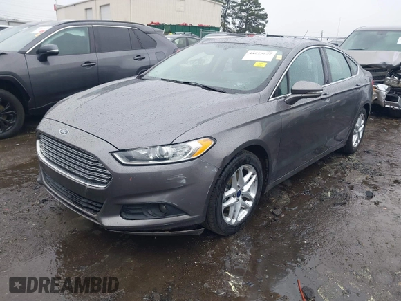 2013 Ford Fusion SE with VIN 3FA6P0HR3DR317713, listed as a IAAI auction lot 41825824 with 140,727 mi miles. Bid and sale history available at carsss.com. Image 2.