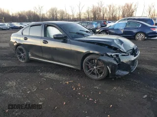 2024 BMW 3 Series M340i xDrive with VIN 3MW49FF06R8E26745, listed as a Copart auction lot 86563564 with 21,327 mi miles and Salvage Title. Bid and sale history available at carsss.com. Image 4.