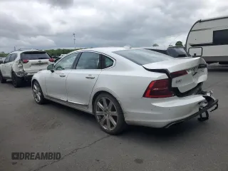 2017 Volvo S90 Inscription с VIN YV1A22ML9H1008614, выставлен на аукционе Copart как лот 55606895 с пробегом 43 242 миль миль и Списание • Salvage title. История ставок и продаж доступна на DreamBid. Изображение 2.