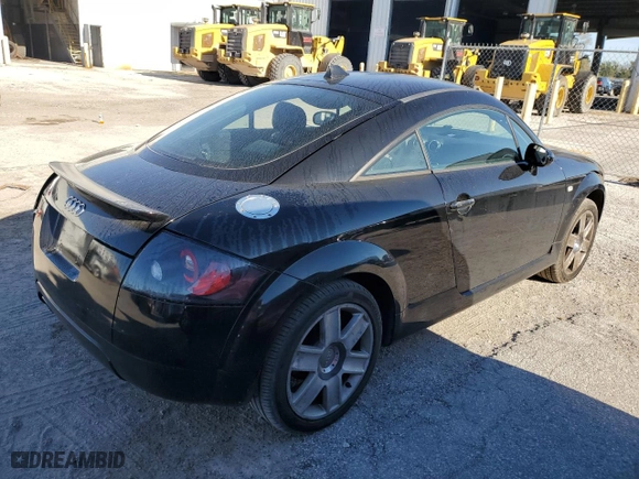 2006 Audi TT with VIN TRUSC28N561007935, listed as a Copart auction lot 83048974 with 125,458 mi miles and Salvage Title. Bid and sale history available at carsss.com. Image 3.