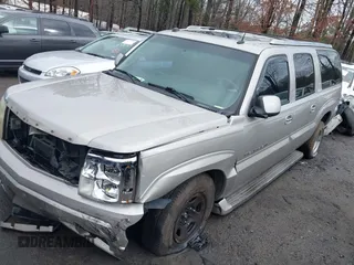 2005 Cadillac Escalade ESV z VIN 3GYFK66N55G224467, wystawiony jako IAAI lot #41352802 z przebiegiem Nie podano mil oraz . Historia ofert i sprzedaży dostępna na DreamBid. Obrazek 2.