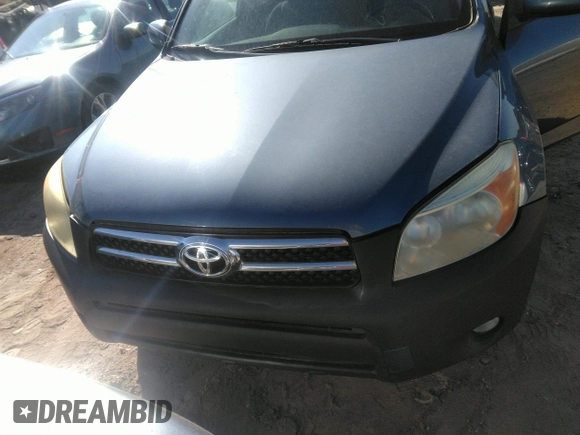 2007 Toyota RAV4 Limited с VIN JTMBD31VX76027755, выставлен на аукционе IAAI как лот 42528396 с пробегом 265 446 миль миль и . История ставок и продаж доступна на DreamBid. Изображение 6.
