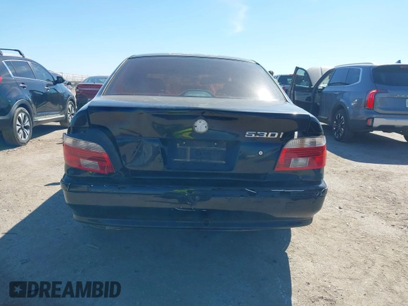 2001 BMW 5 Series 530iA with VIN WBADT634X1CF04145, listed as a IAAI auction lot 41651022 with 190,069 mi miles. Bid and sale history available at carsss.com. Image 16.