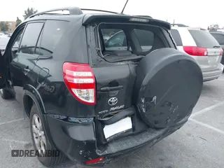 2009 Toyota RAV4 Ltd with VIN JTMZK31VX9D001644, listed as a IAAI auction lot 42030571 with 186,844 mi miles. Bid and sale history available at carsss.com. Image 6.