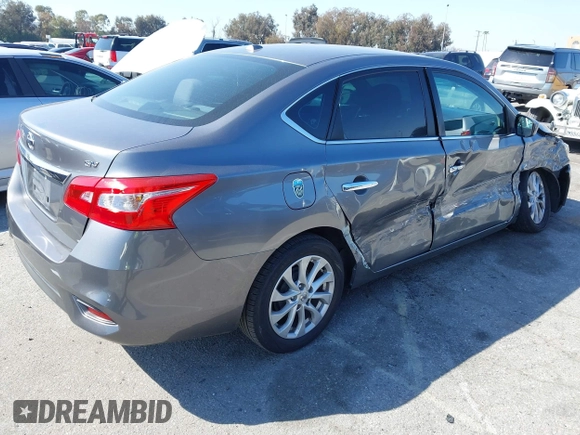 2019 Nissan Sentra SV z VIN 3N1AB7AP5KL621083, wystawiony jako IAAI lot #41838523 z przebiegiem 121 207 mil mil oraz . Historia ofert i sprzedaży dostępna na DreamBid. Obrazek 4.