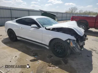 2015 Ford Mustang V6 z VIN 1FA6P8AM2F5359972, wystawiony jako Copart lot #52118485 z przebiegiem 130 957 mil mil oraz Szkoda całkowita • Salvage title. Historia ofert i sprzedaży dostępna na DreamBid. Obrazek 4.