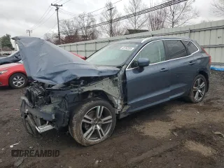 2021 Volvo XC60 Momentum z VIN YV4102RK3M1742894, wystawiony jako Copart lot #52782205 z przebiegiem 91 392 mil mil oraz Szkoda całkowita • Salvage title. Historia ofert i sprzedaży dostępna na DreamBid. Obrazek 1.
