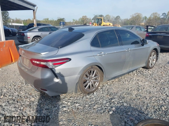 2019 Toyota Camry XSE with VIN 4T1B61HK5KU818351, listed as a IAAI auction lot 41909915 with 179,463 mi miles. Bid and sale history available at carsss.com. Image 4.